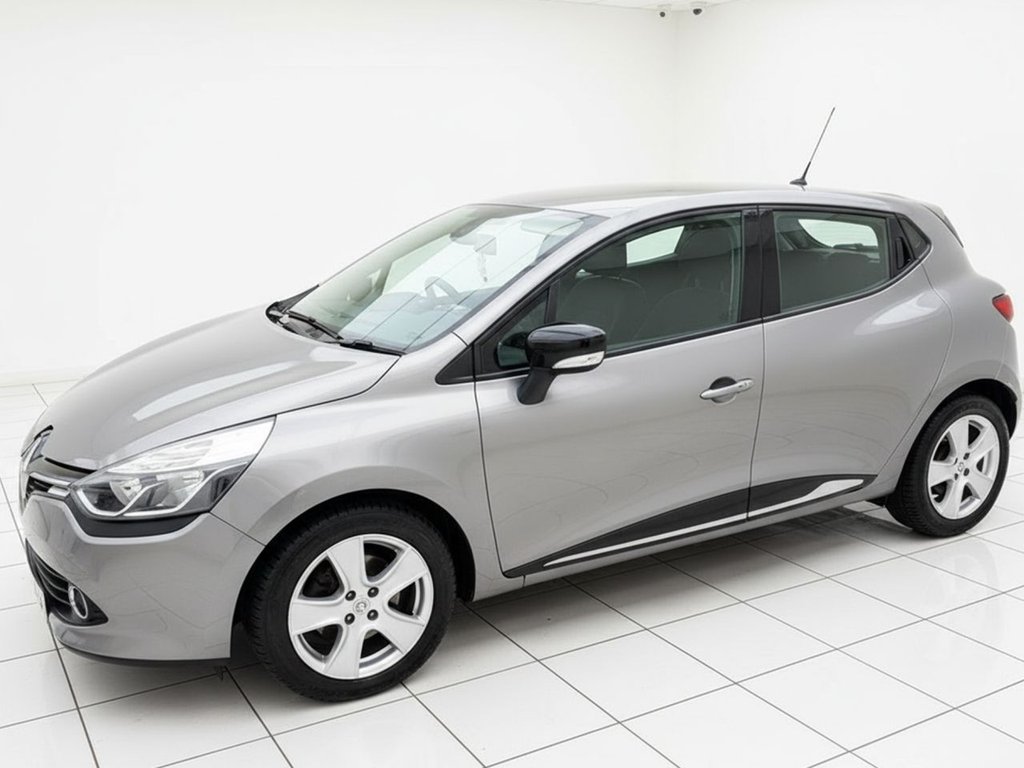 Used Renault Clio 2015 for sale - 77643100: Photo 5