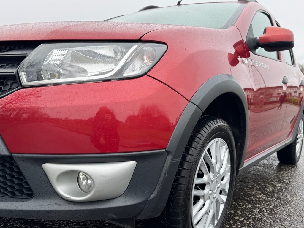 Used Dacia Sandero Stepway 2014 for sale - 77520479: Photo 10