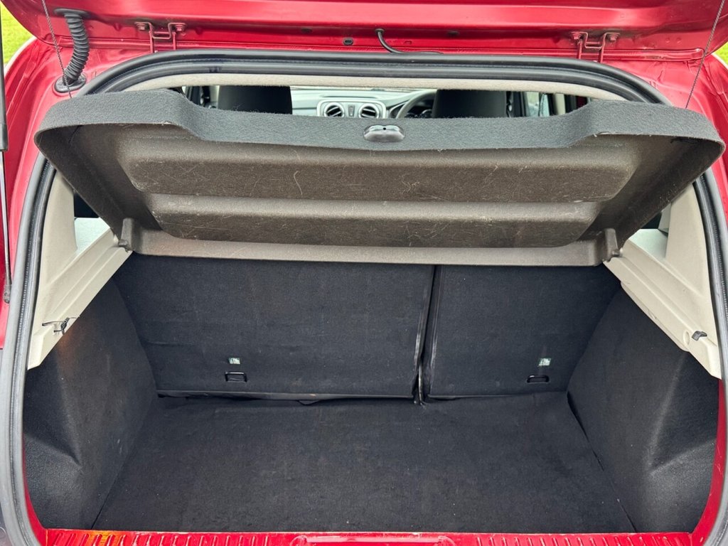 Used Dacia Sandero Stepway 2014 for sale - 77520479: Photo 22