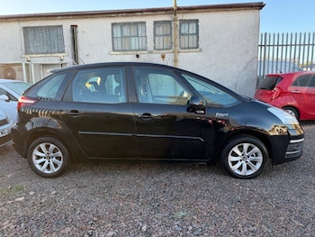 Used Citroen C4 Picasso 2013 for sale - 76642534: Photo