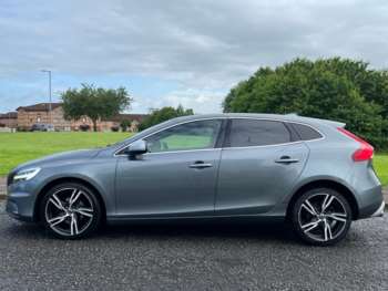 Used Volvo V40 2018 for sale - 75088057: Photo