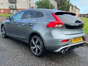 Used Volvo V40 2018 for sale - 75088057: Photo