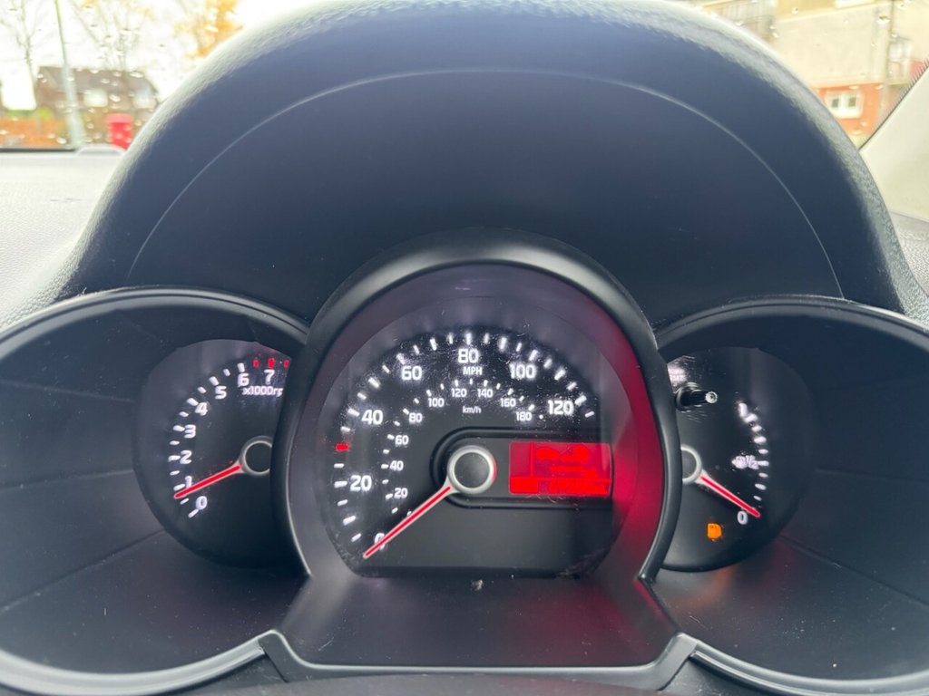 Used Kia Picanto 2014 for sale - 76395675: Photo 28