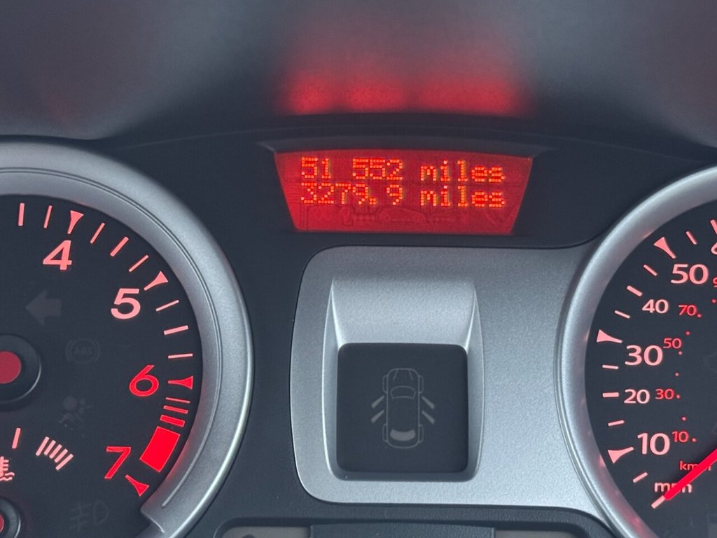 Used Renault Clio 2012 for sale - 77250362: Photo 31