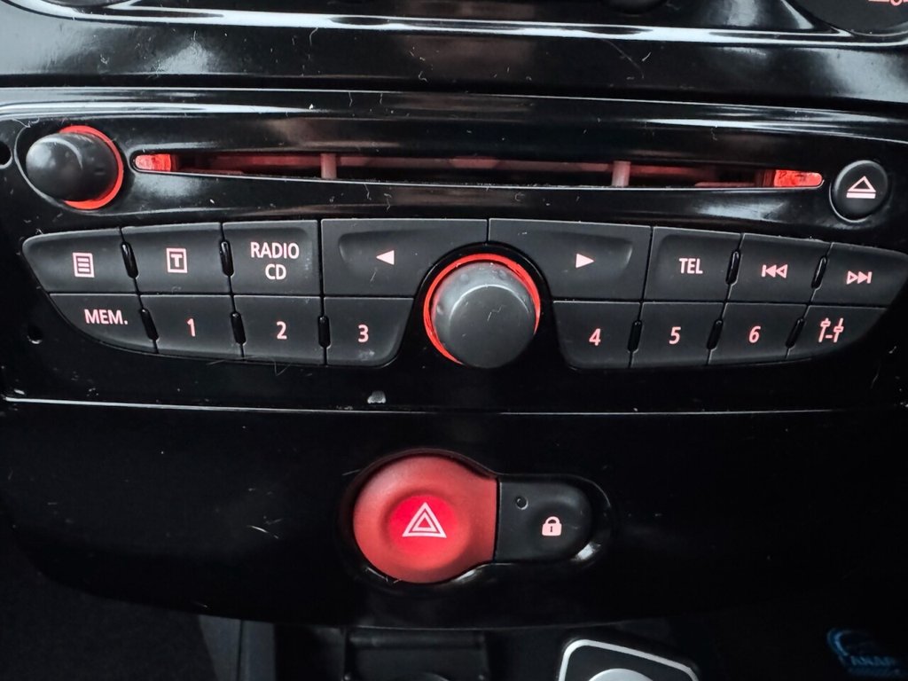 Used Renault Clio 2012 for sale - 77250362: Photo 36