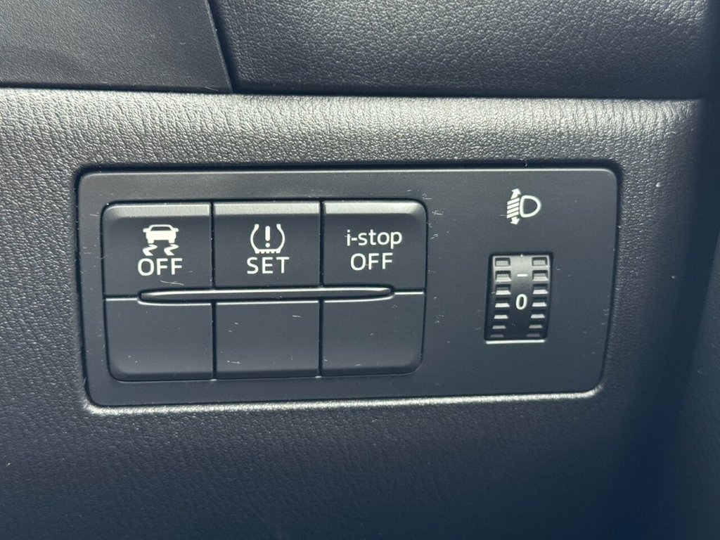 Used Mazda Mazda3 2015 for sale - 76631926: Photo 27