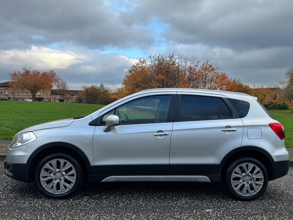 Used Suzuki SX4 S-Cross 2015 for sale - 76686144: Photo 2
