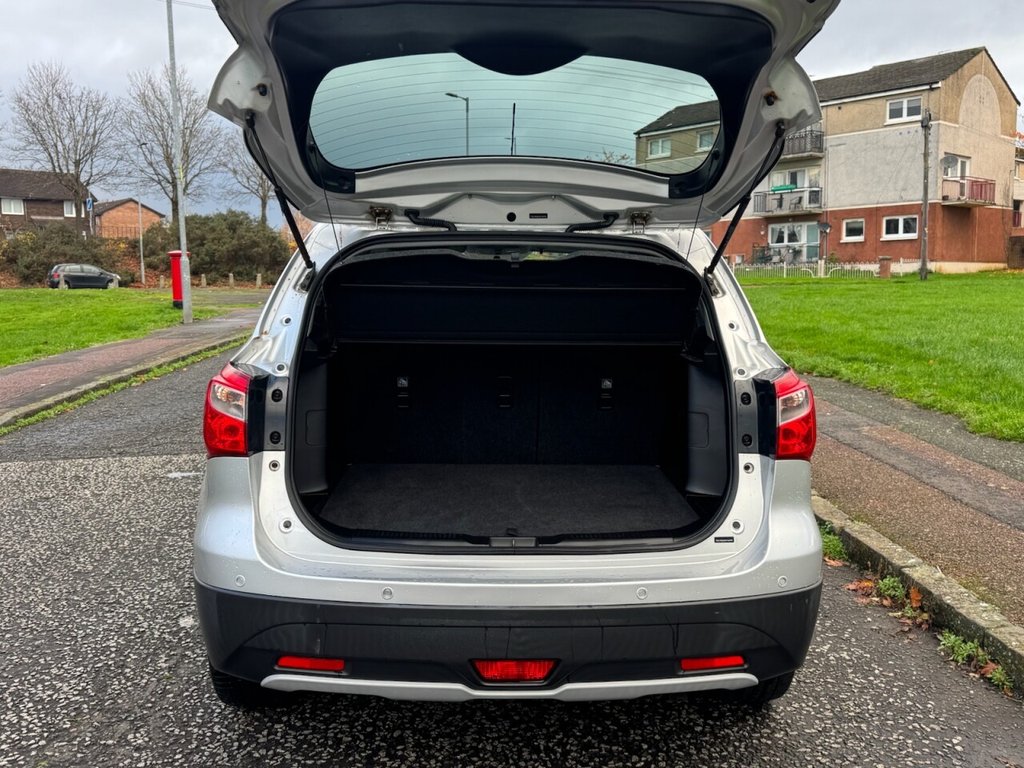 Used Suzuki SX4 S-Cross 2015 for sale - 76686144: Photo 6