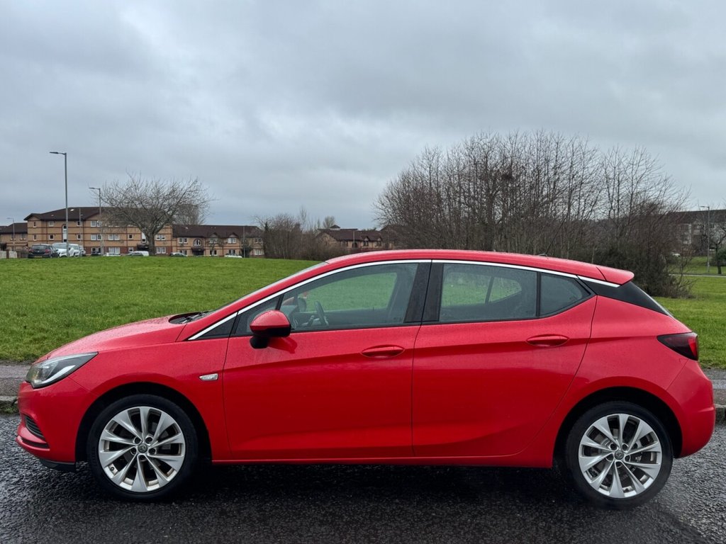 Used Vauxhall Astra 2017 for sale - 77464129: Photo 2