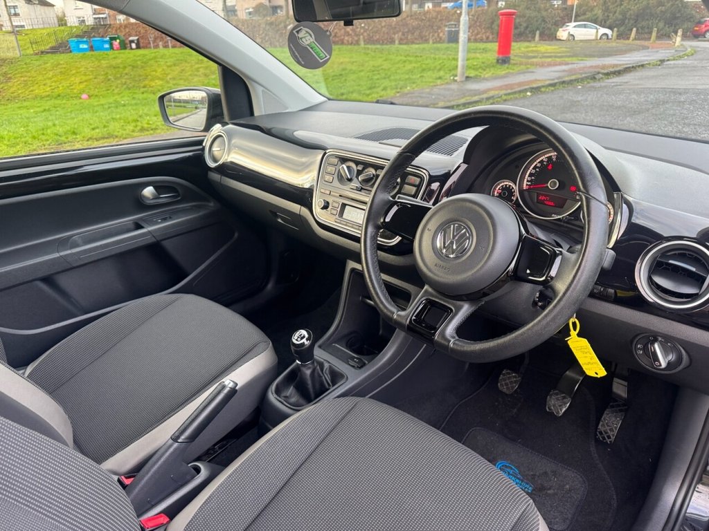 Used Volkswagen up! 2014 for sale - 76900583: Photo 24