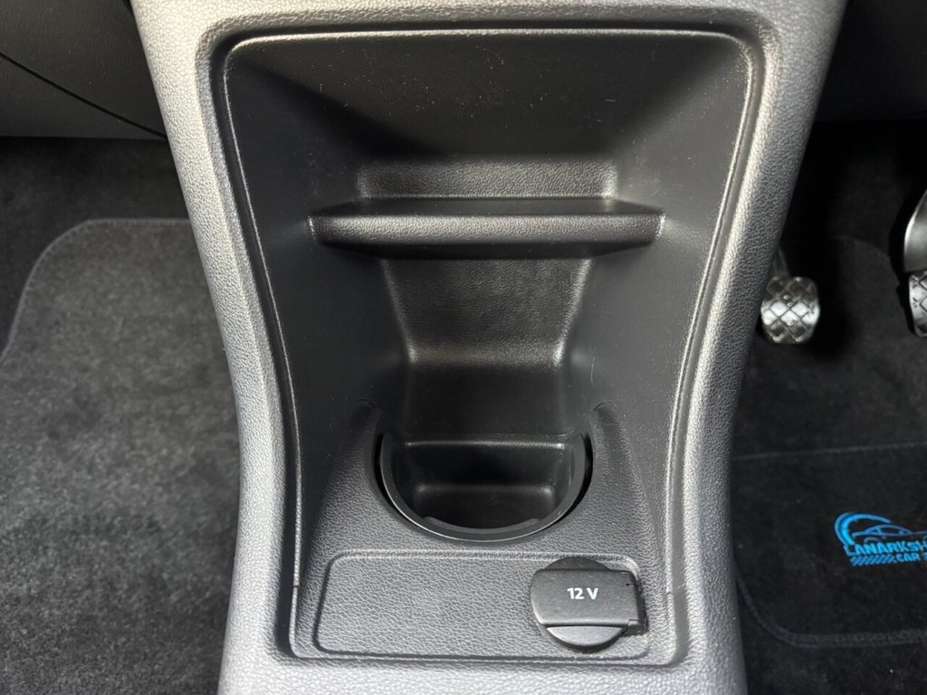 Used Volkswagen up! 2014 for sale - 76900583: Photo 32