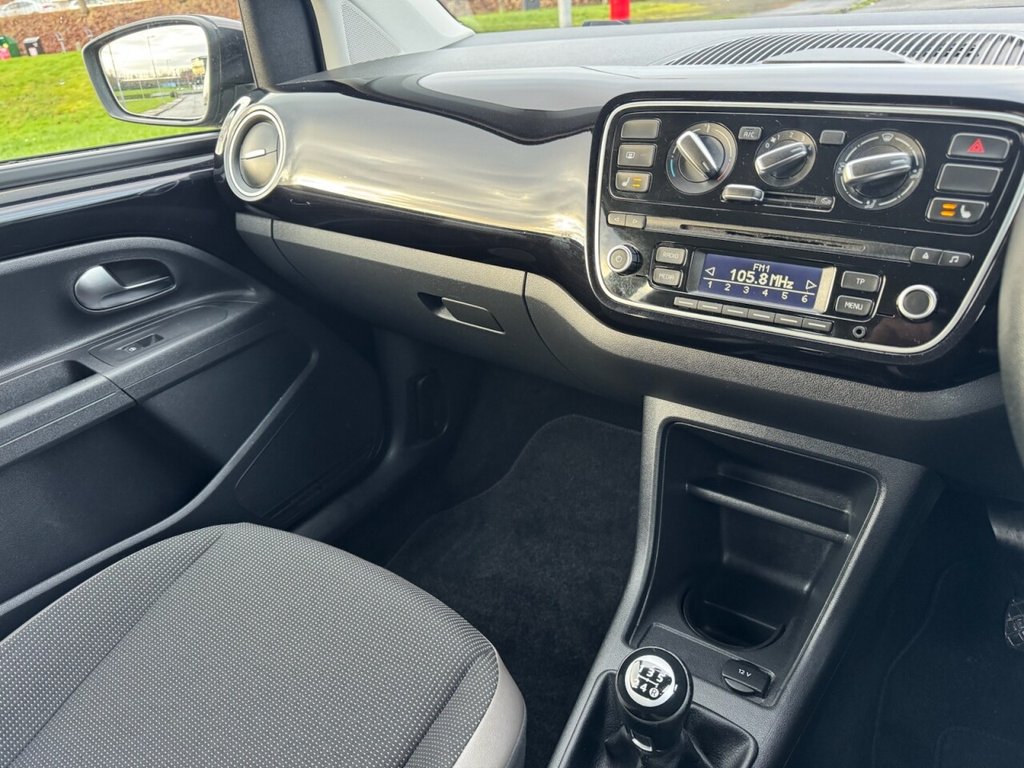 Used Volkswagen up! 2014 for sale - 76900583: Photo 35