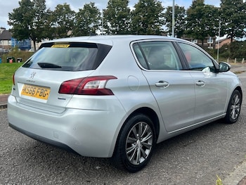 Used Peugeot 308 2016 for sale - 75596744: Photo