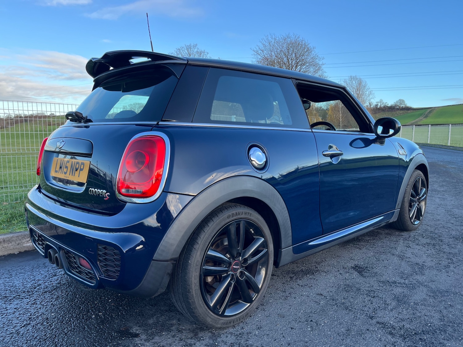 Used MINI Hatch 2015 for sale - 76781580: Photo 2