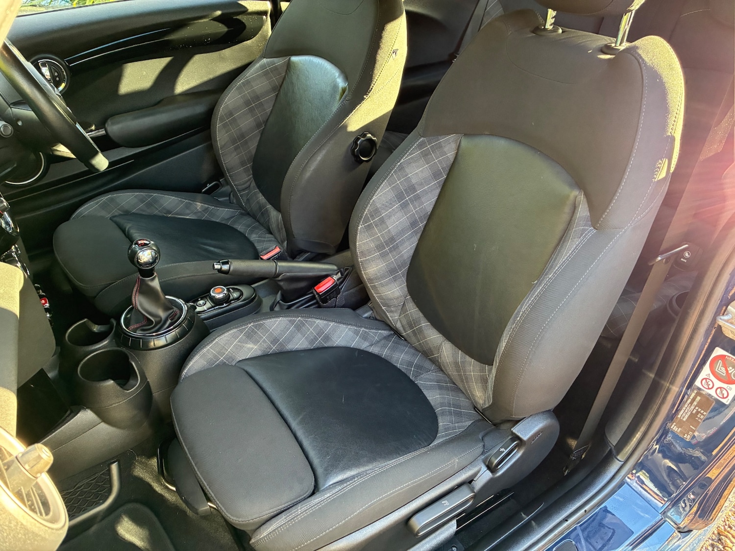 Used MINI Hatch 2015 for sale - 76781580: Photo 38