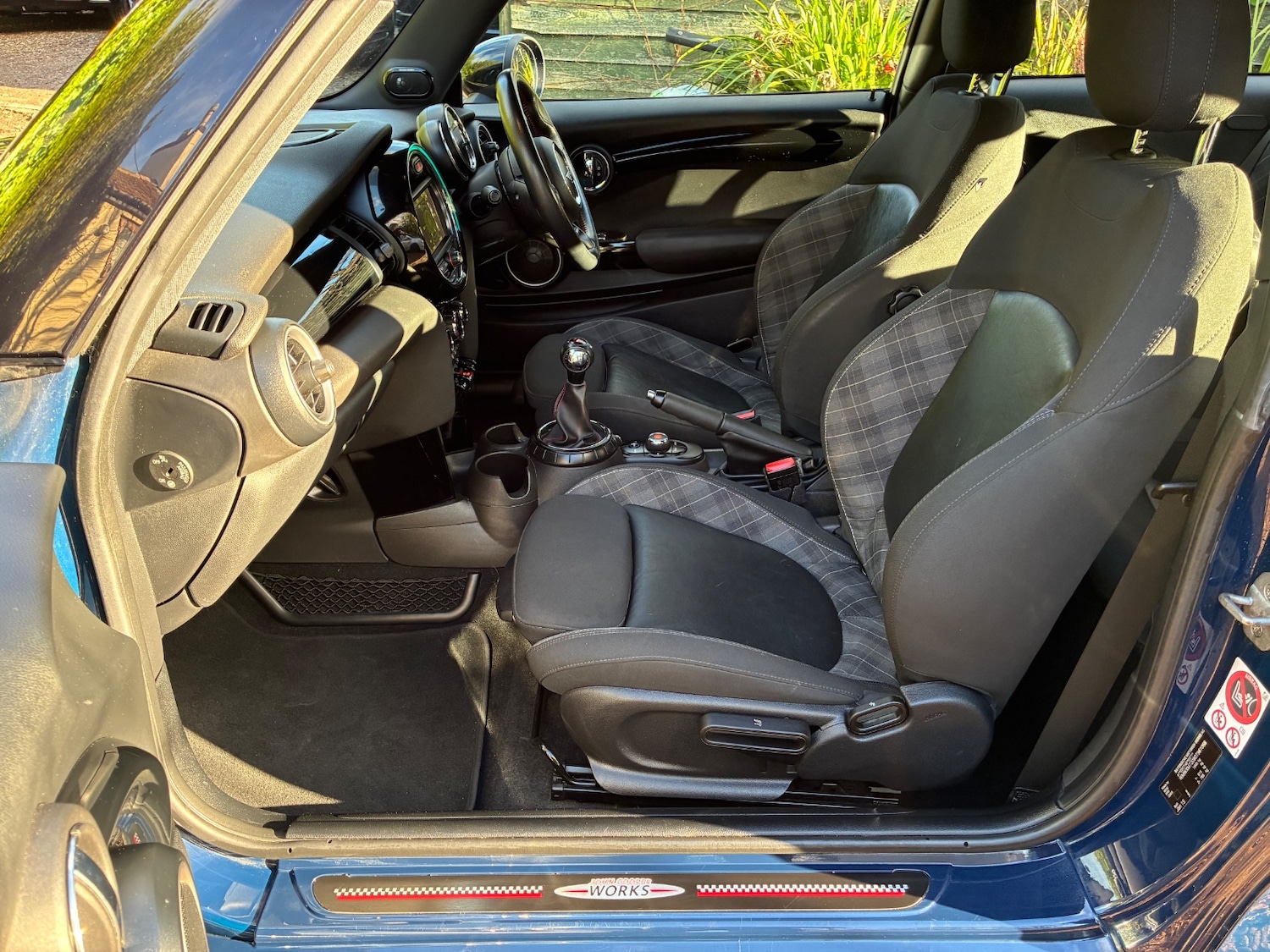 Used MINI Hatch 2015 for sale - 76781580: Photo 41