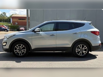 Used Hyundai Santa Fe 2014 for sale - 79524493: Photo