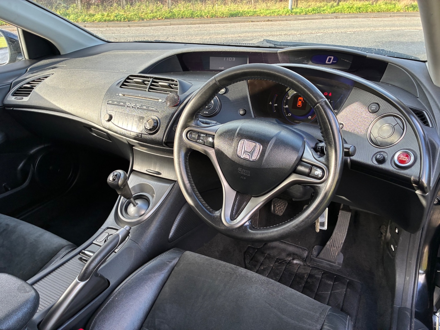 Used Honda Civic 2011 for sale - 77008924: Photo 5