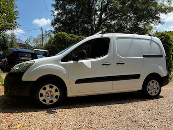 Used Peugeot Partner 2017 for sale - 79290626: Photo
