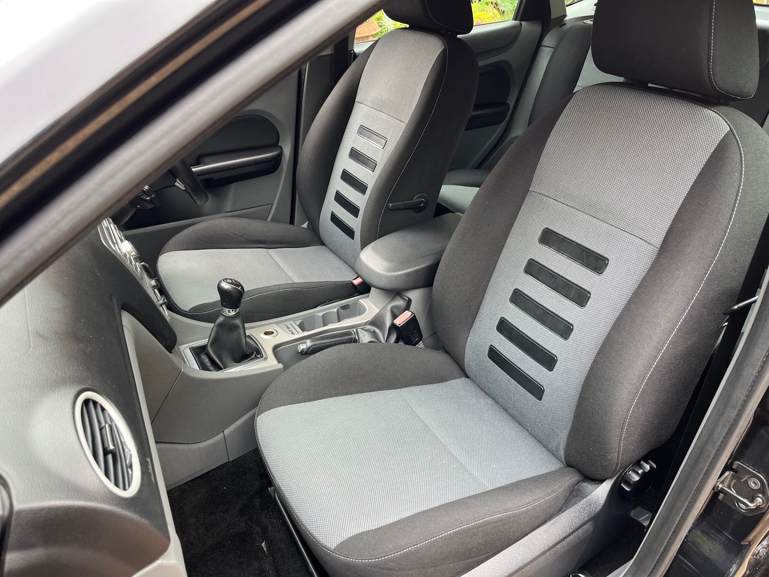 Used Ford Focus 2009 for sale - 76317508: Photo 7