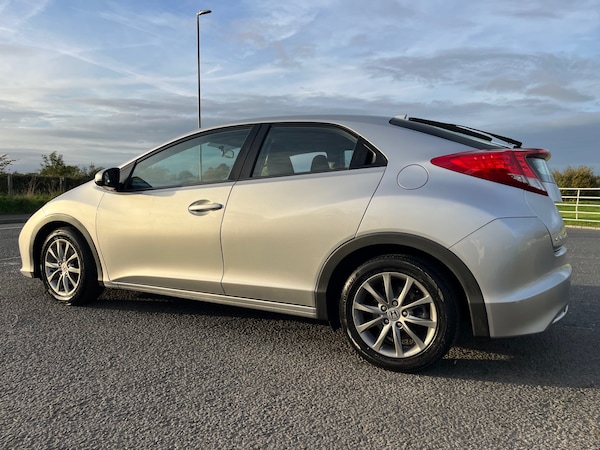 Used Honda Civic 2013 for sale - 76262877: Photo 10