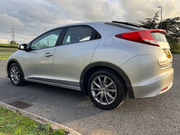 Used Honda Civic 2013 for sale - 76262877: Photo 3