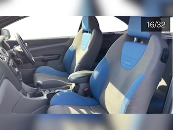 Used Ford Focus 2010 for sale - 76100110: Photo 3