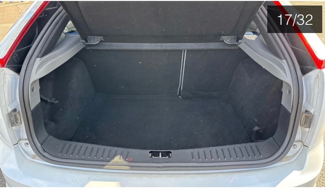 Used Ford Focus 2010 for sale - 76100110: Photo 6