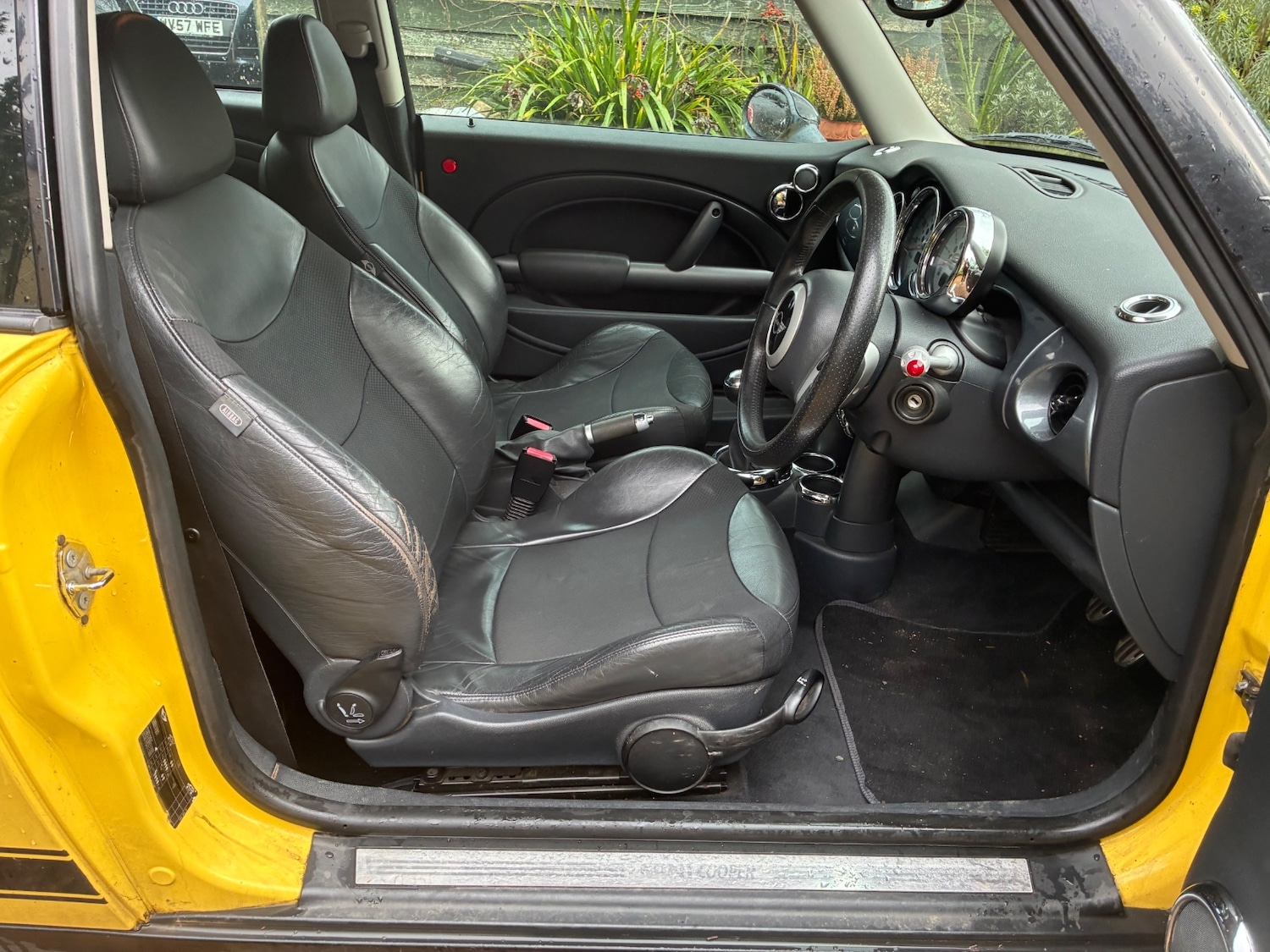 Used MINI Hatch 2004 for sale - 77482196: Photo 5