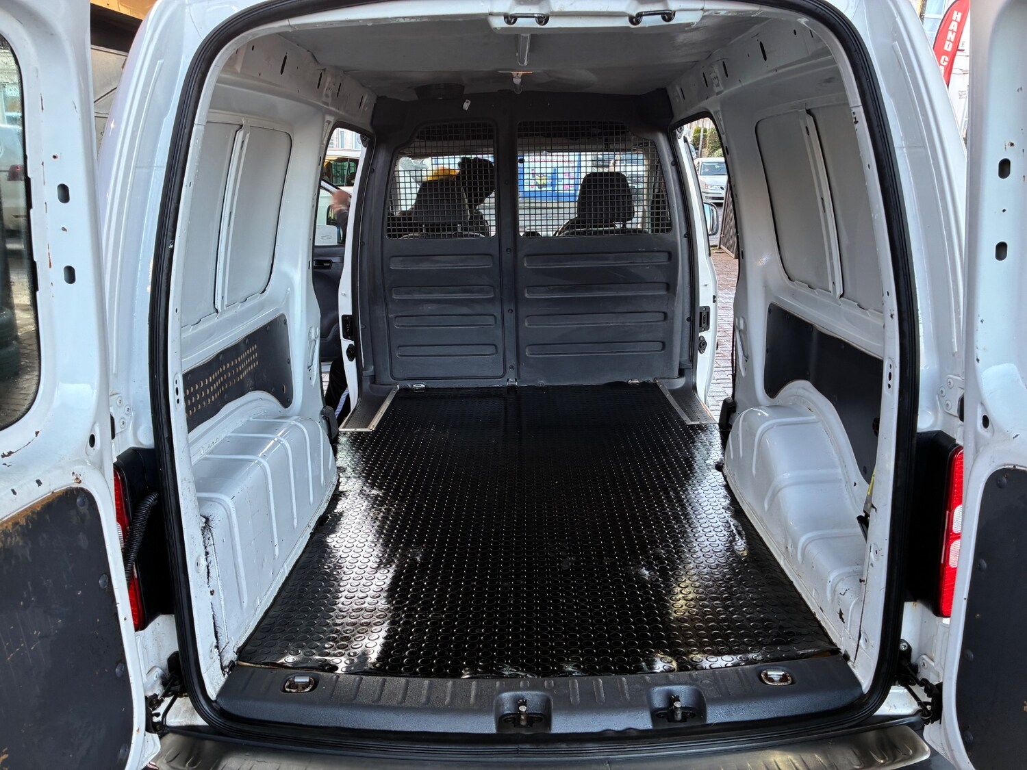 Used Volkswagen Caddy 2014 for sale - 77214727: Photo 21