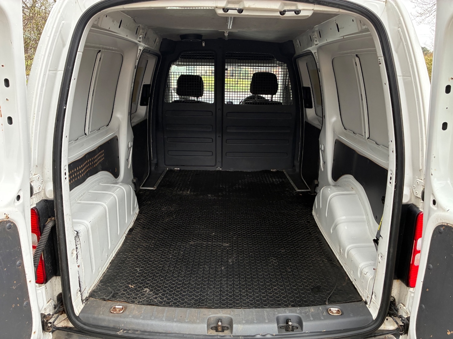 Used Volkswagen Caddy 2014 for sale - 77214727: Photo 5