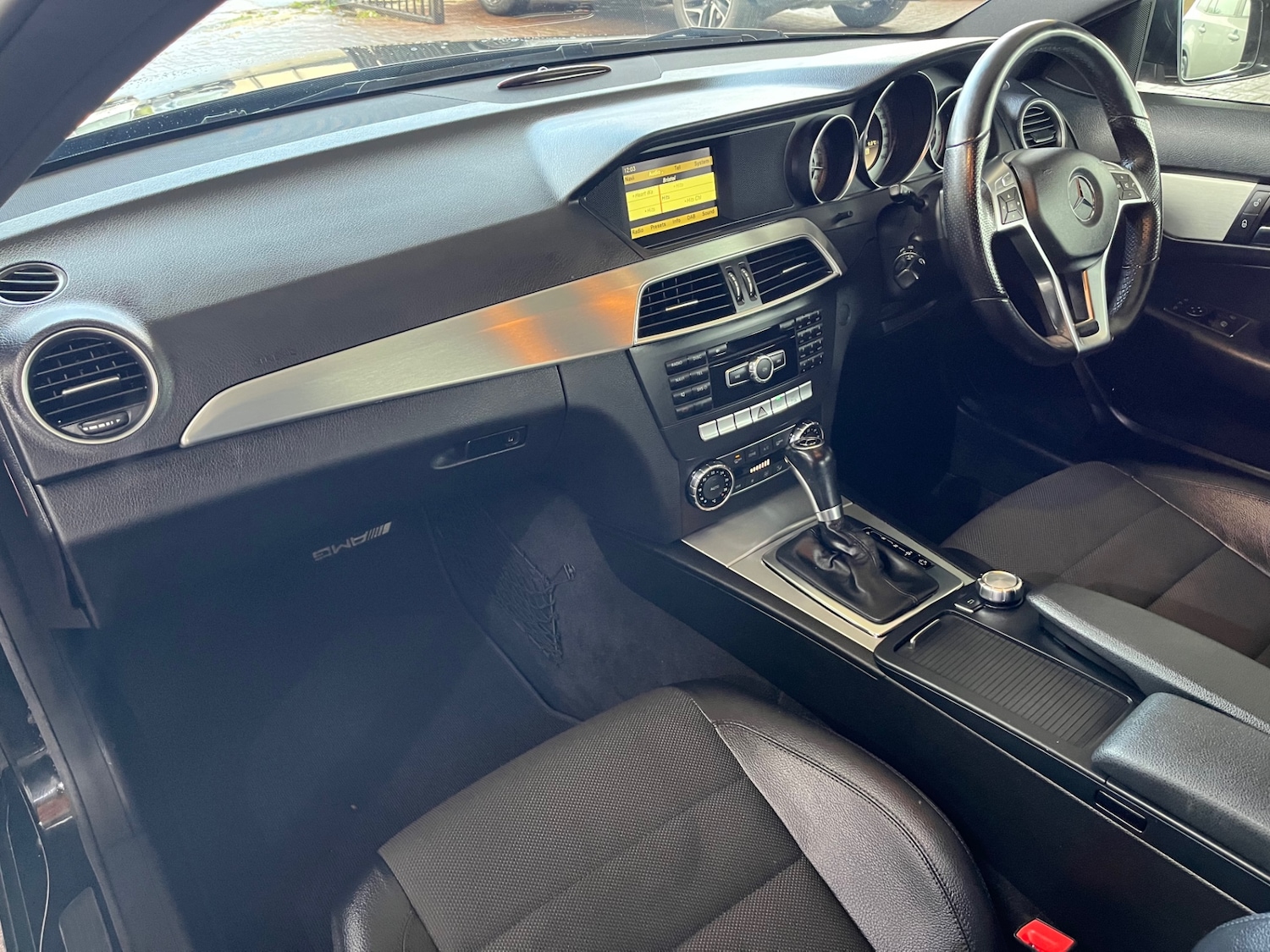 Used Mercedes-Benz C Class 2012 for sale - 76566723: Photo 16