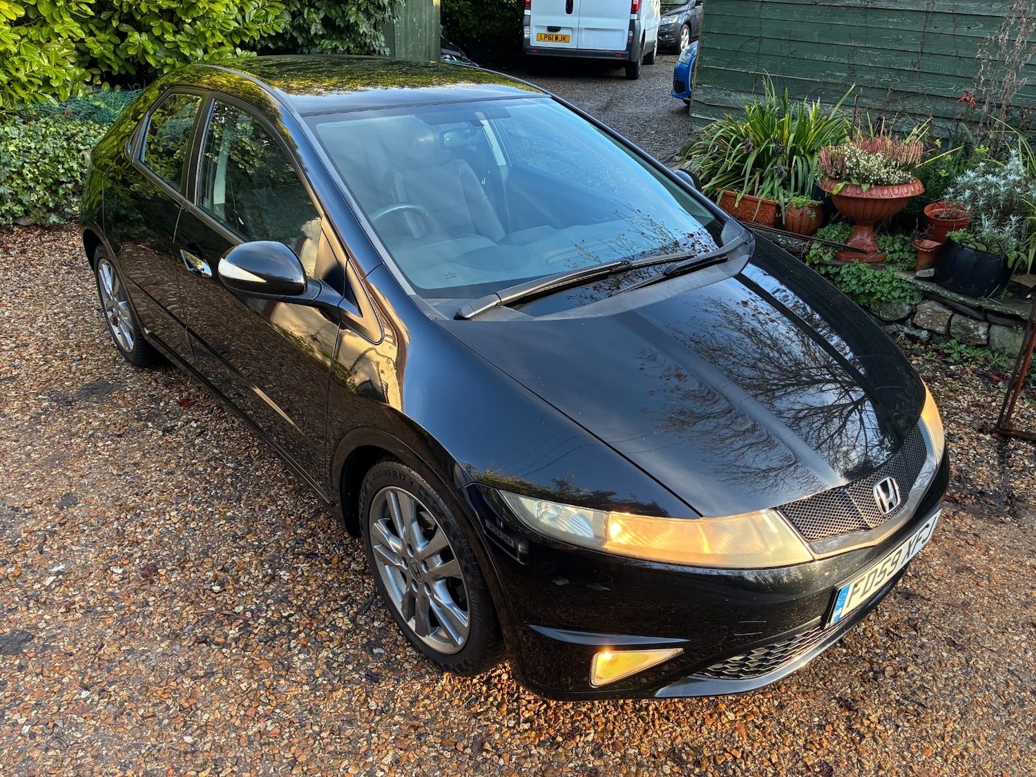 Used Honda Civic 2010 for sale - 77147996: Photo 19