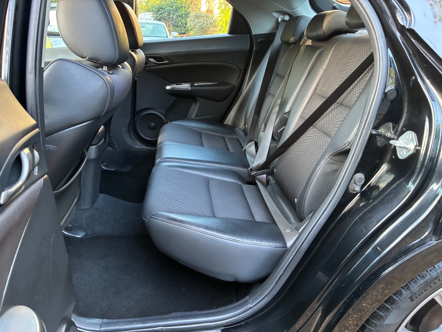 Used Honda Civic 2010 for sale - 77147996: Photo 9