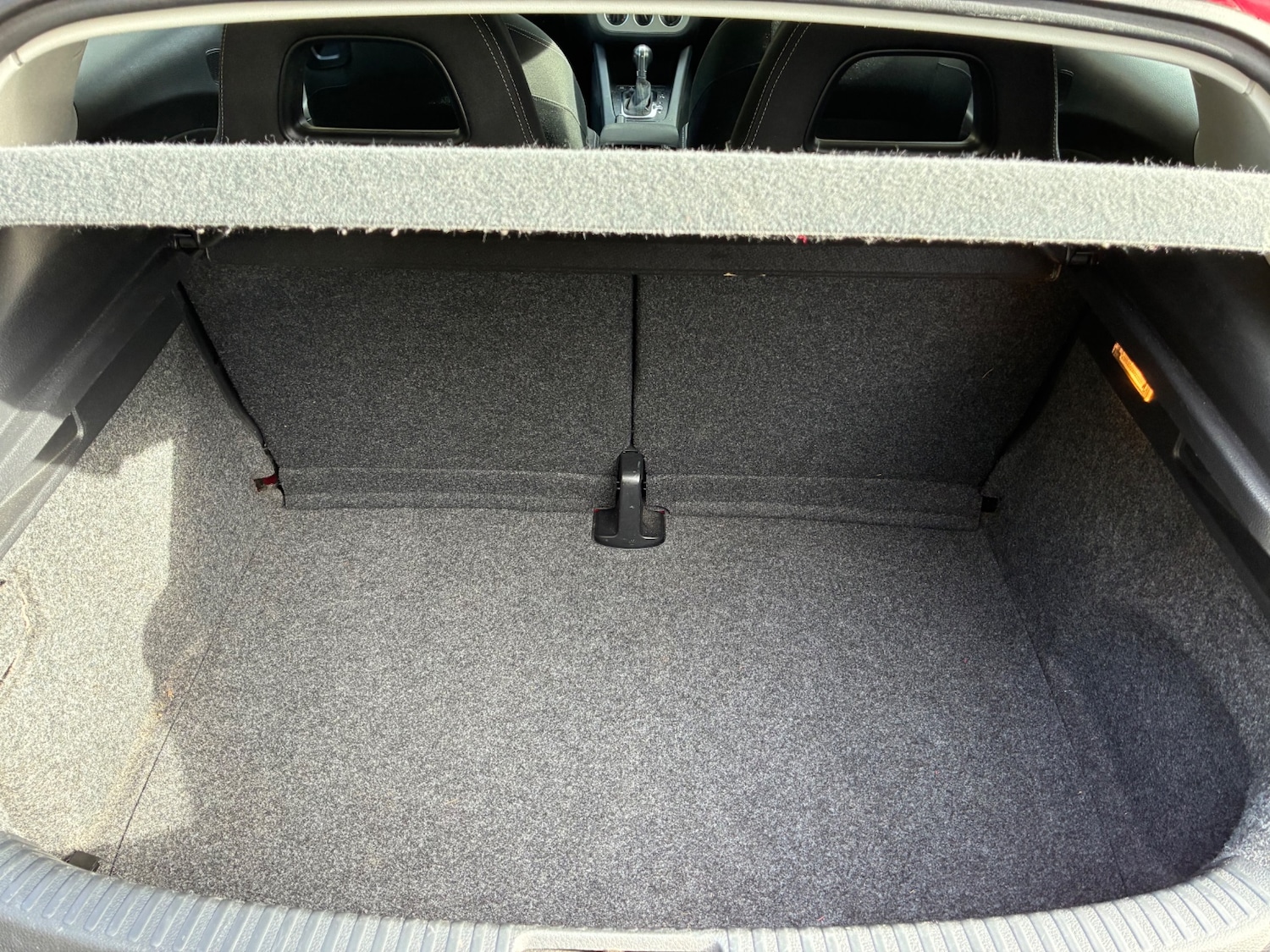 Used Volkswagen Scirocco 2009 for sale - 77397009: Photo 10