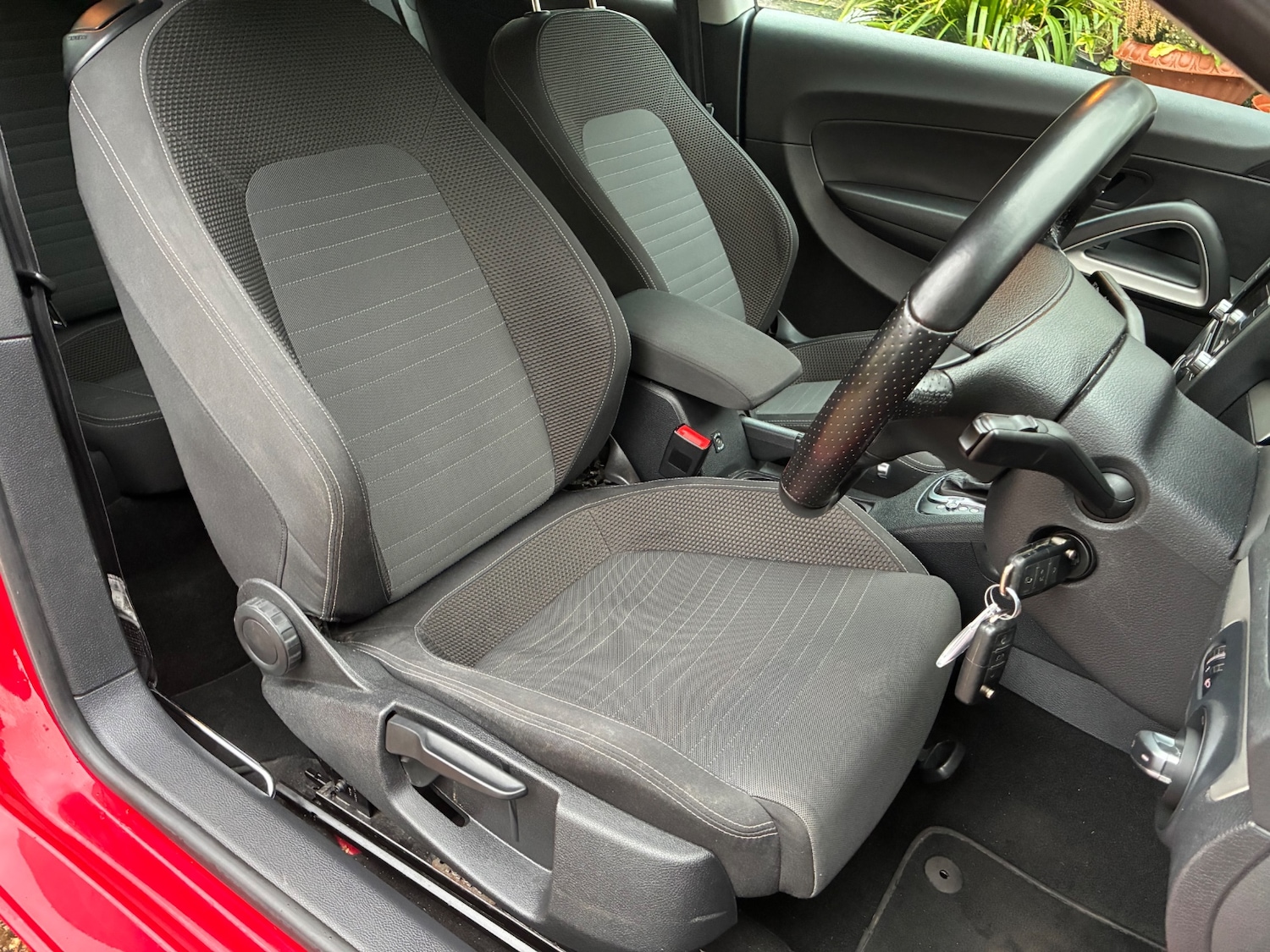 Used Volkswagen Scirocco 2009 for sale - 77397009: Photo 27