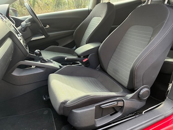 Used Volkswagen Scirocco 2009 for sale - 77397009: Photo