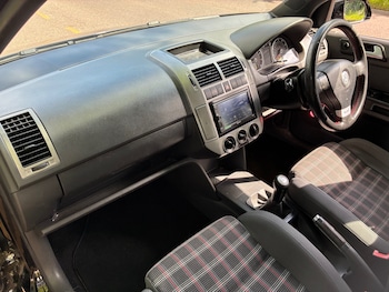 Used Volkswagen Polo 2007 for sale - 78483995: Photo