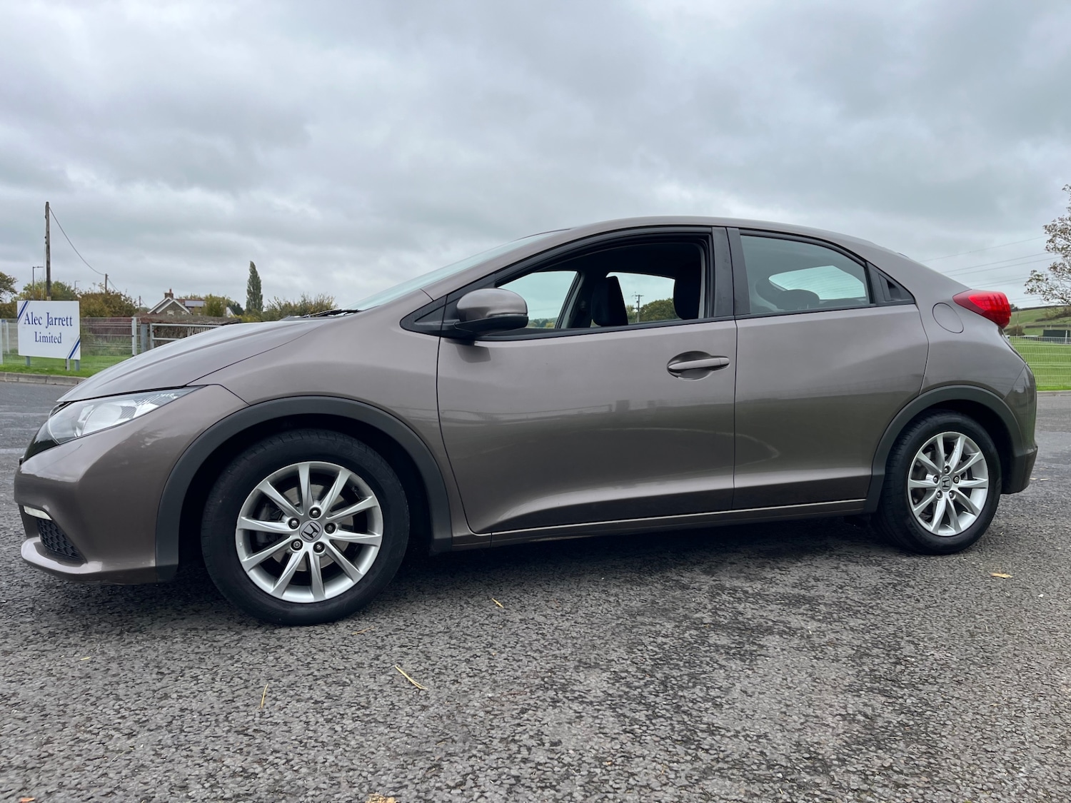 Used Honda Civic 2012 for sale - 76299460: Photo 20