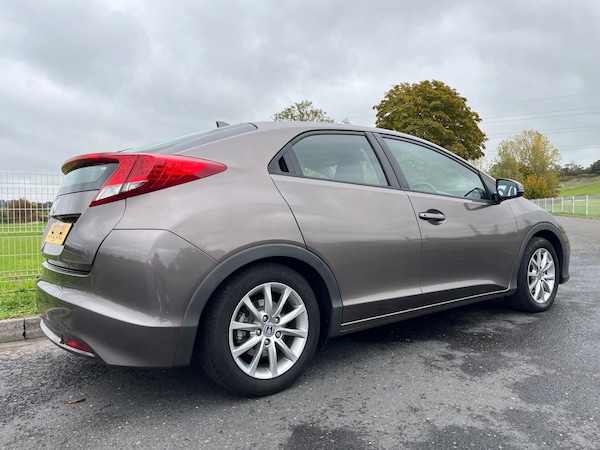 Used Honda Civic 2012 for sale - 76299460: Photo 23