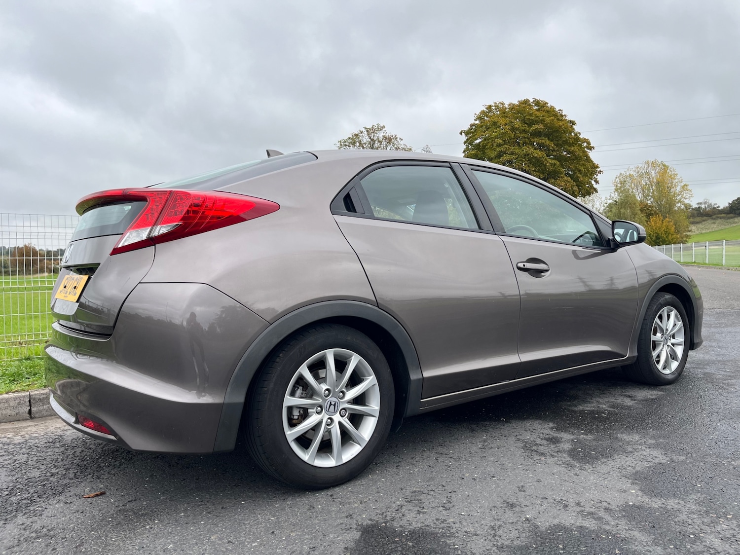 Used Honda Civic 2012 for sale - 76299460: Photo 4