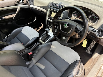 Used Skoda Octavia 2011 for sale - 79305893: Photo