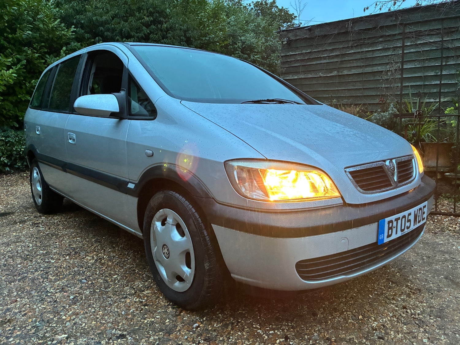 Used Vauxhall Zafira 2005 for sale - 77344672: Photo 13