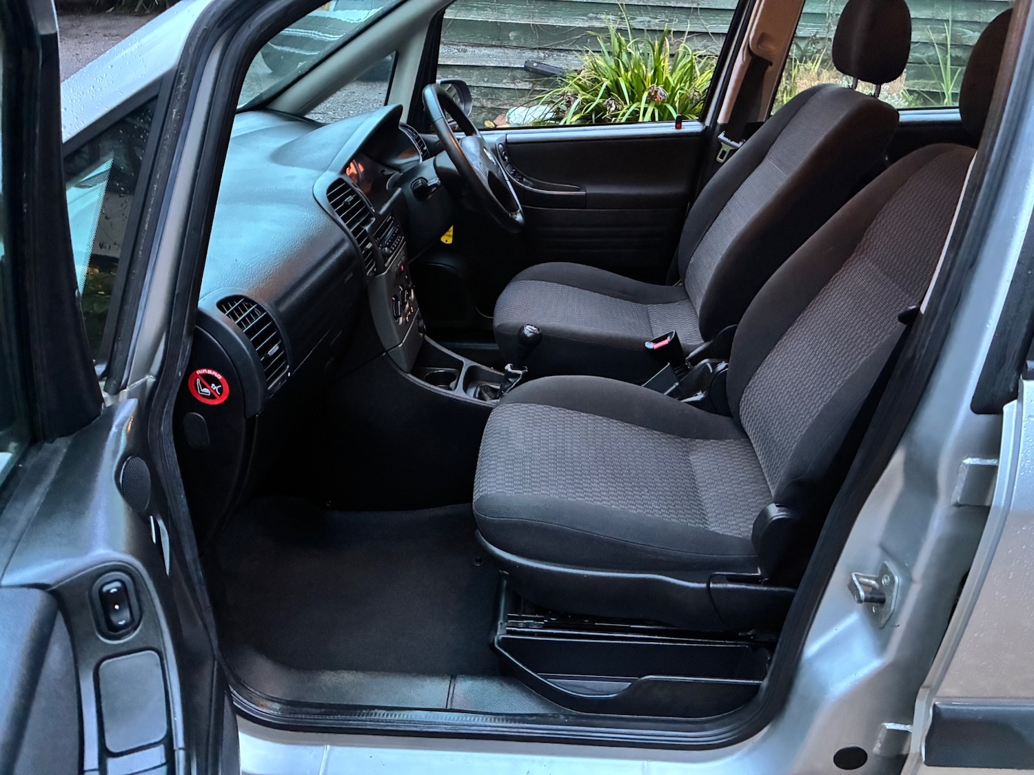 Used Vauxhall Zafira 2005 for sale - 77344672: Photo 3