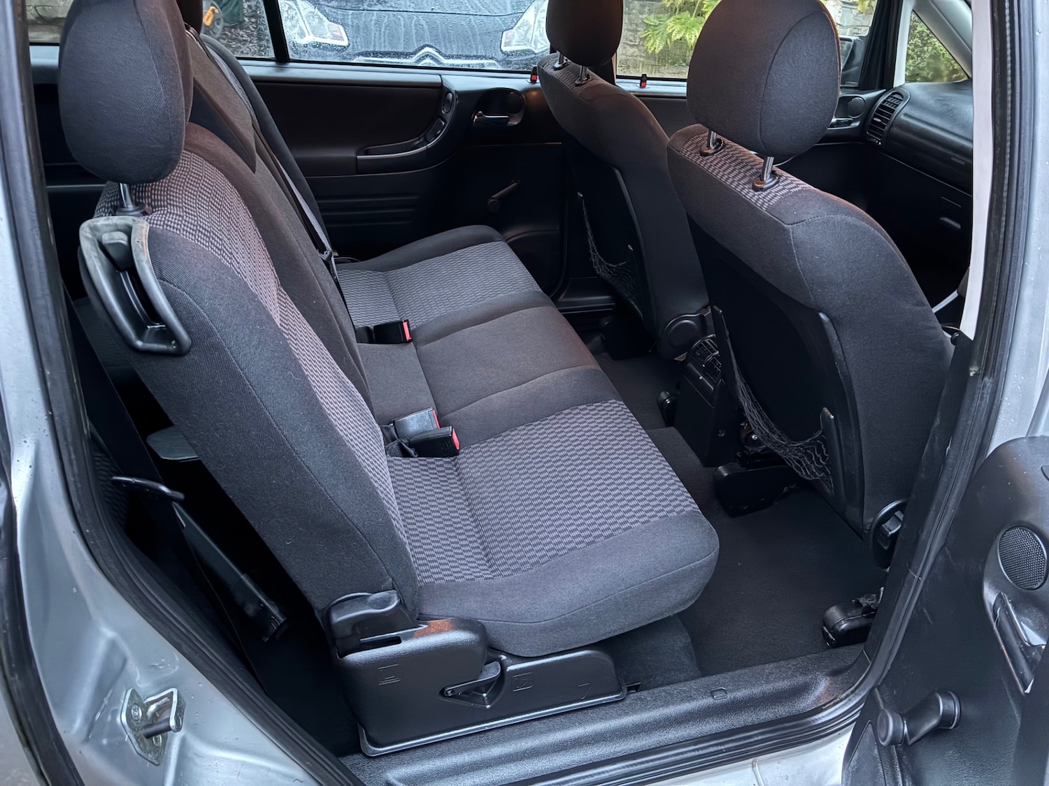 Used Vauxhall Zafira 2005 for sale - 77344672: Photo 4