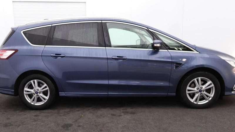 Used Ford S-Max 2022 for sale - 76435809: Photo 3