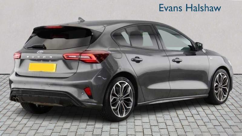 Used Ford Focus 2022 for sale - 76902420: Photo 4