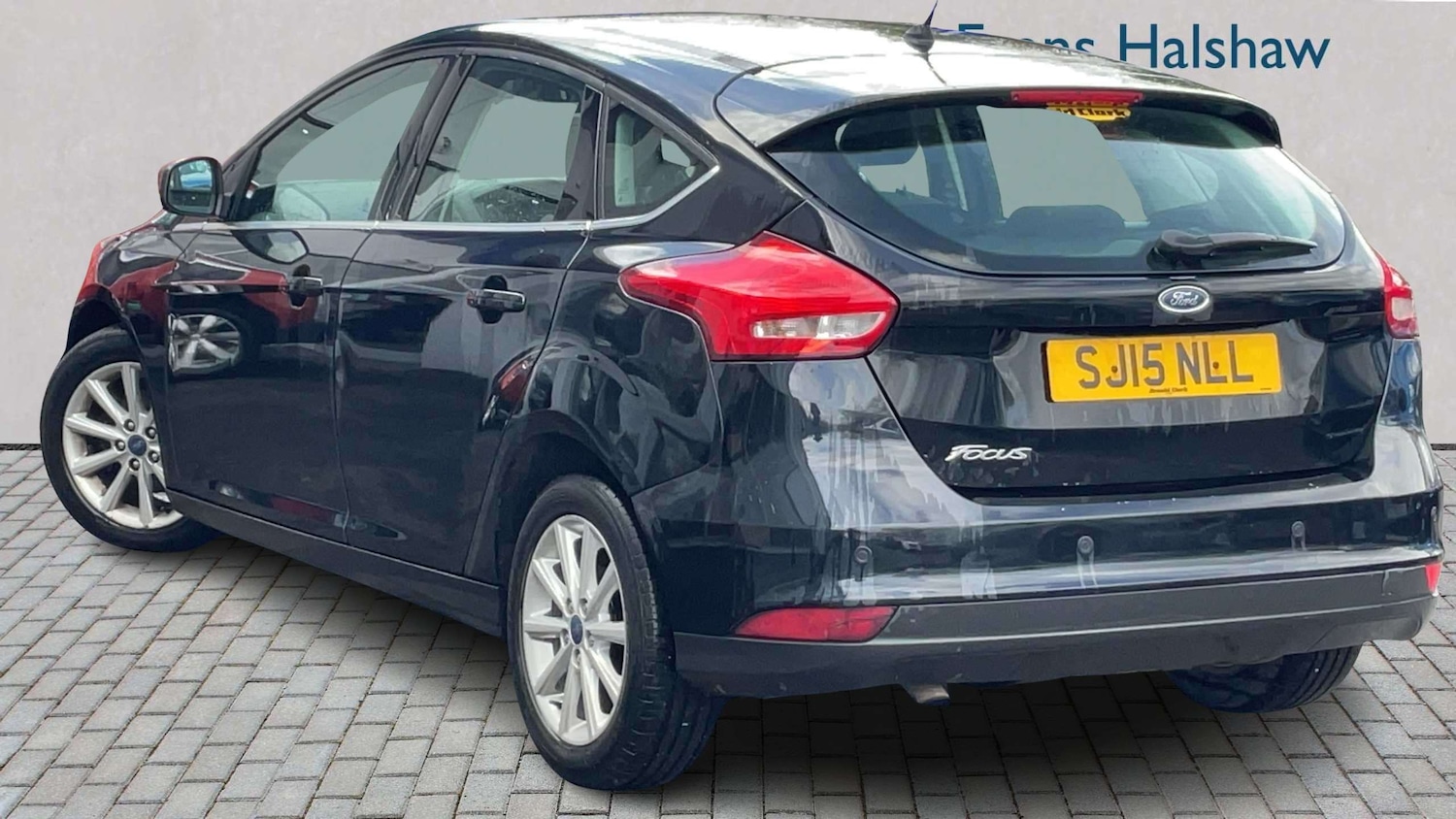 Used Ford Focus 2015 for sale - 78149169: Photo 2