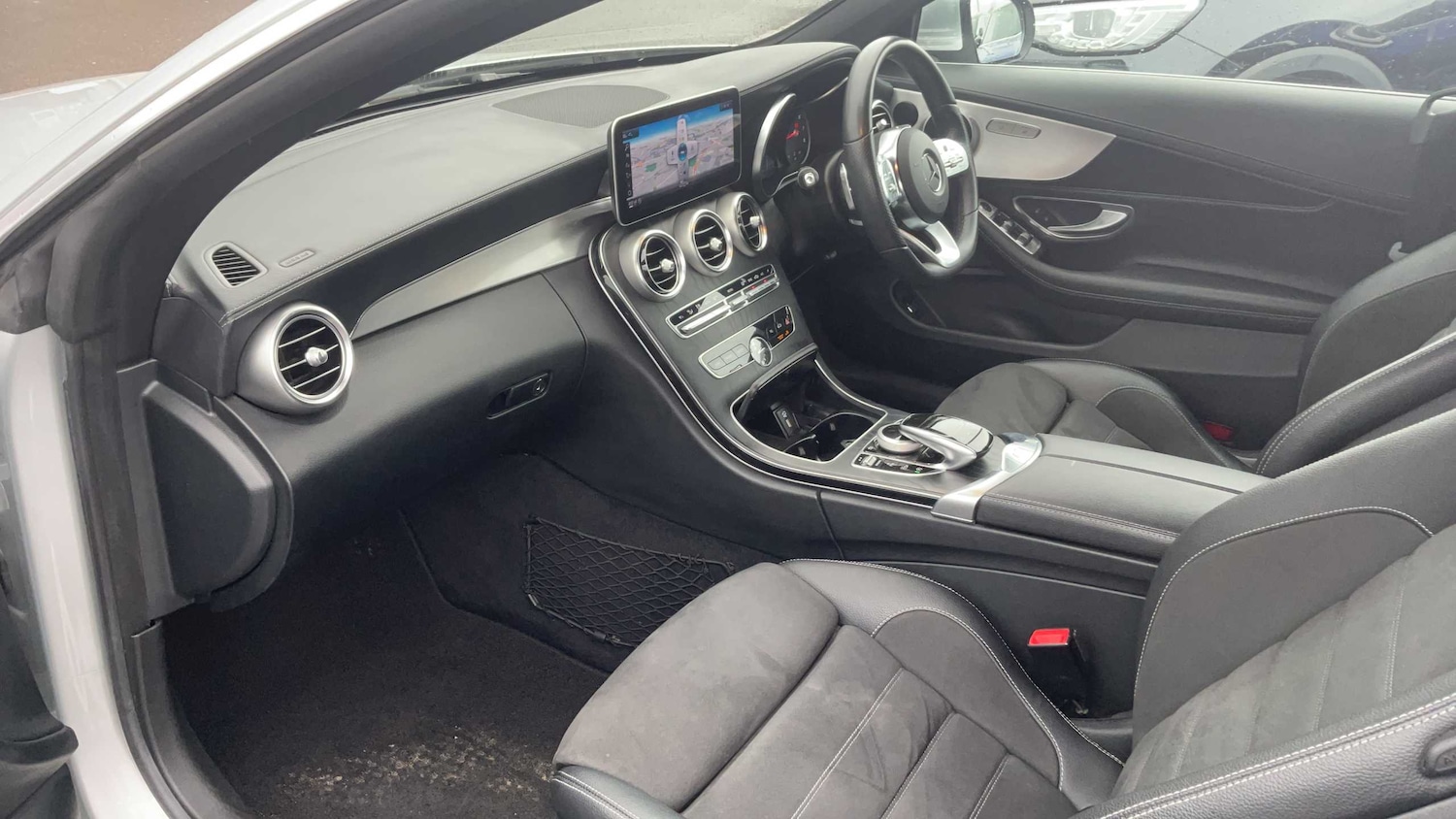 Used Mercedes-Benz C Class 2019 for sale - 77500405: Photo 13