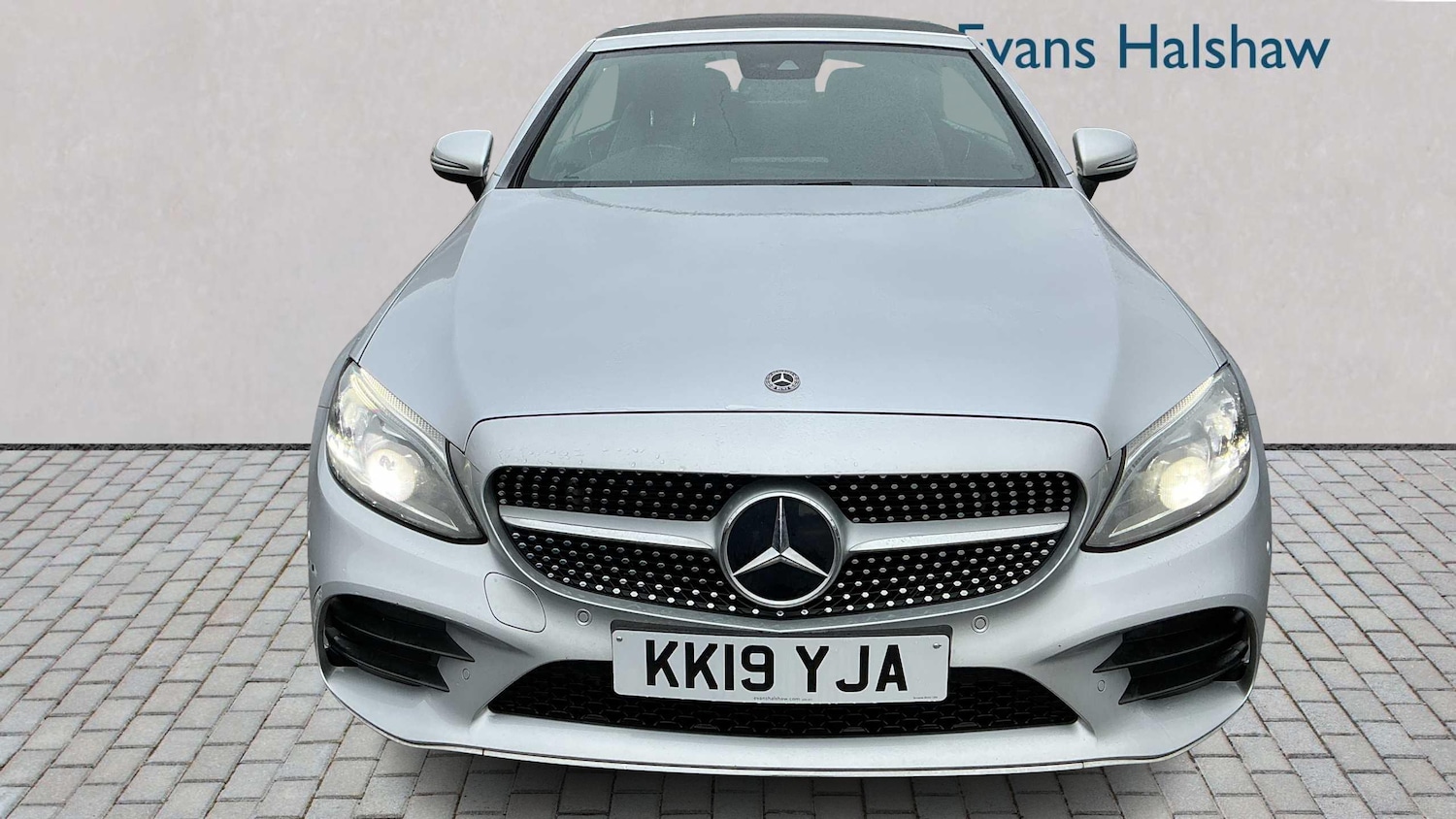 Used Mercedes-Benz C Class 2019 for sale - 77500405: Photo 4